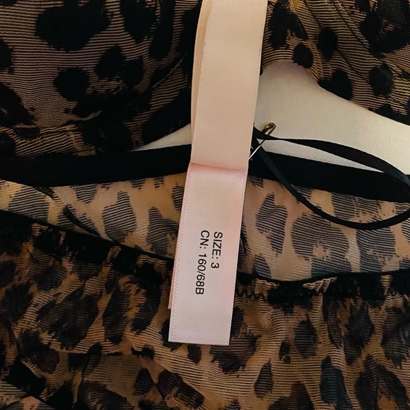 Agent provocateur high leg briefs leopard size 3 - Picture 4 of 4